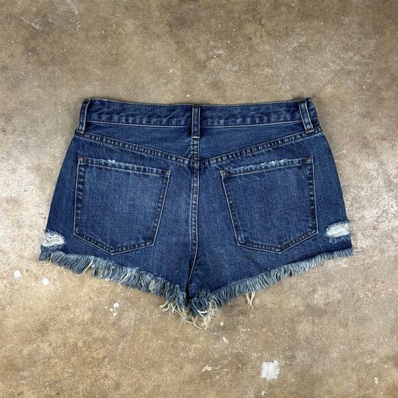 Free People We The Free‎ Denim Shorts Women’s 29 Blue Distressed Crochet Trim - Picture 2 of 8
